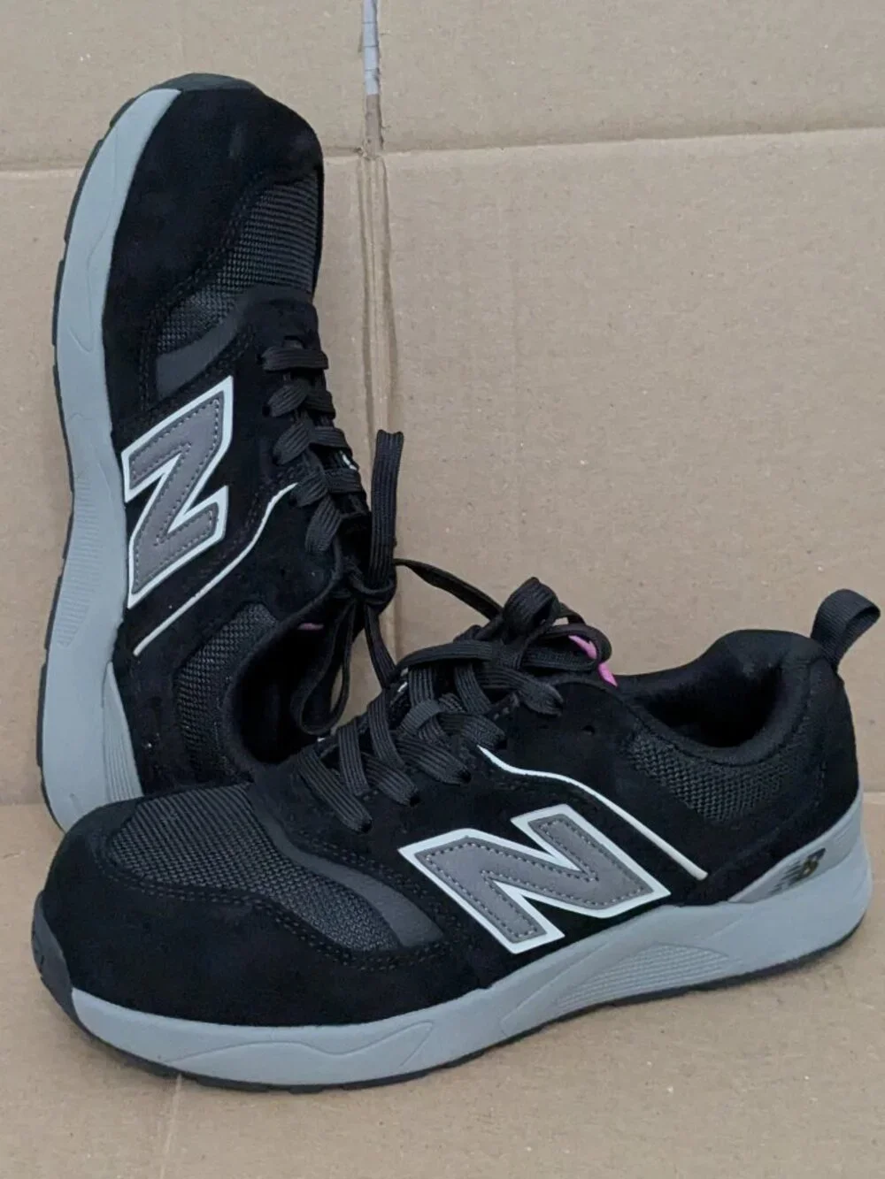 New Balance Women's Steel Alloy Toe ASTM F2413-18 EH Work Shoes Black Size 7.5 .
